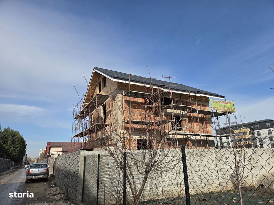 Casă 5 camere luminoasă cu beci & pod mansardabil în Bragadiru central