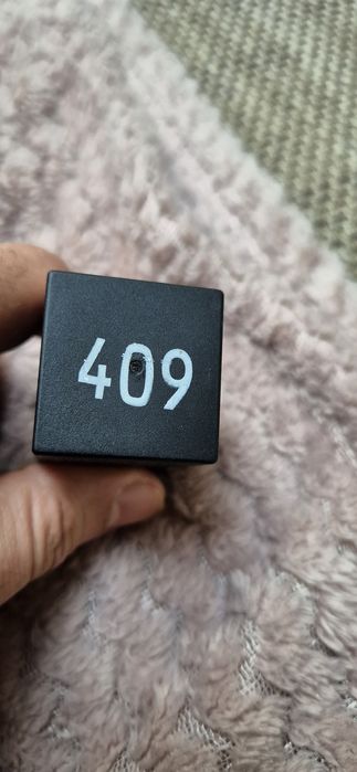 Releu pompa combustibil grupul VAG