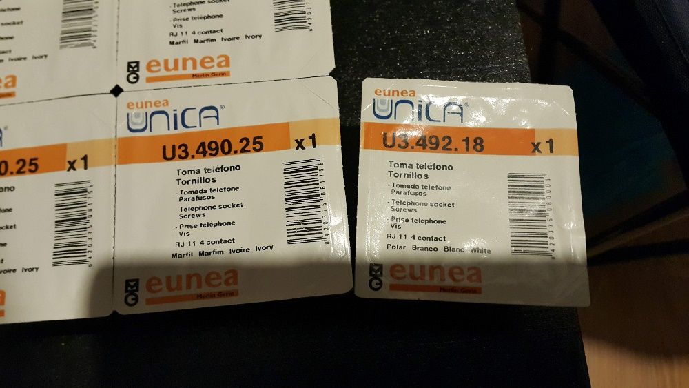 телефонна розетка Schneider Electric unica RJ11