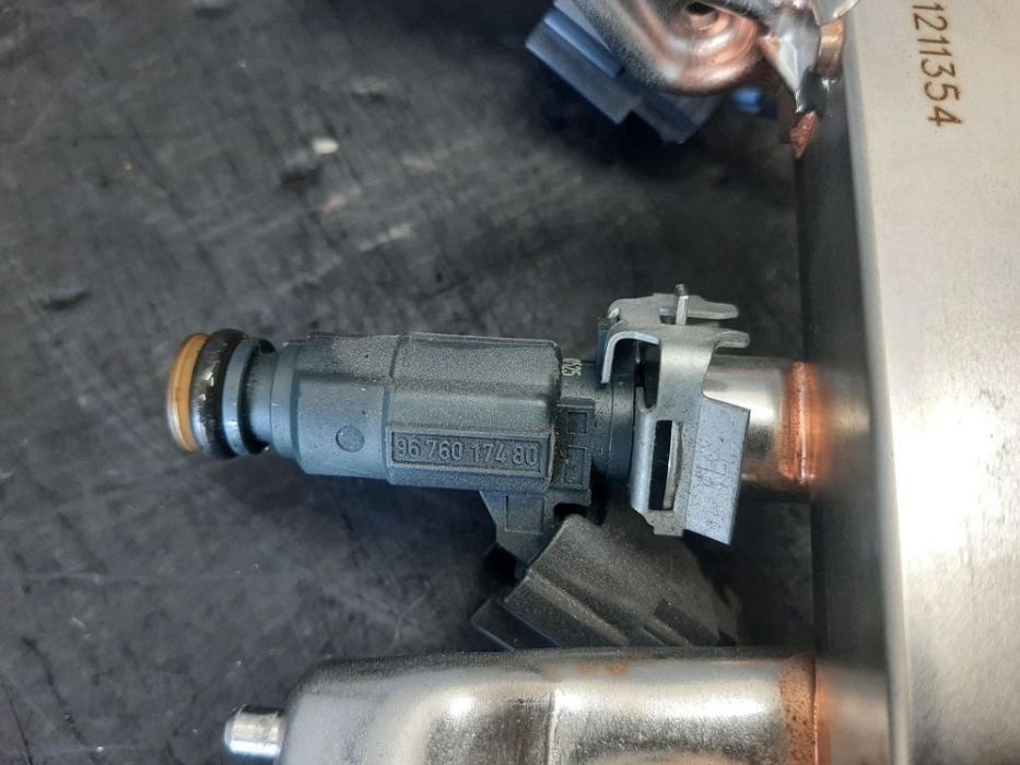 injector 1.2 vti benzina hm05 opel corsa f peugeot 208 citroen c3 3 9676017480