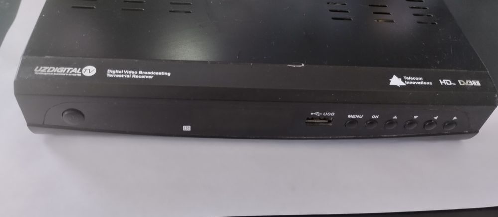 Тюнер UZDIQITAL TV -  не рабочий