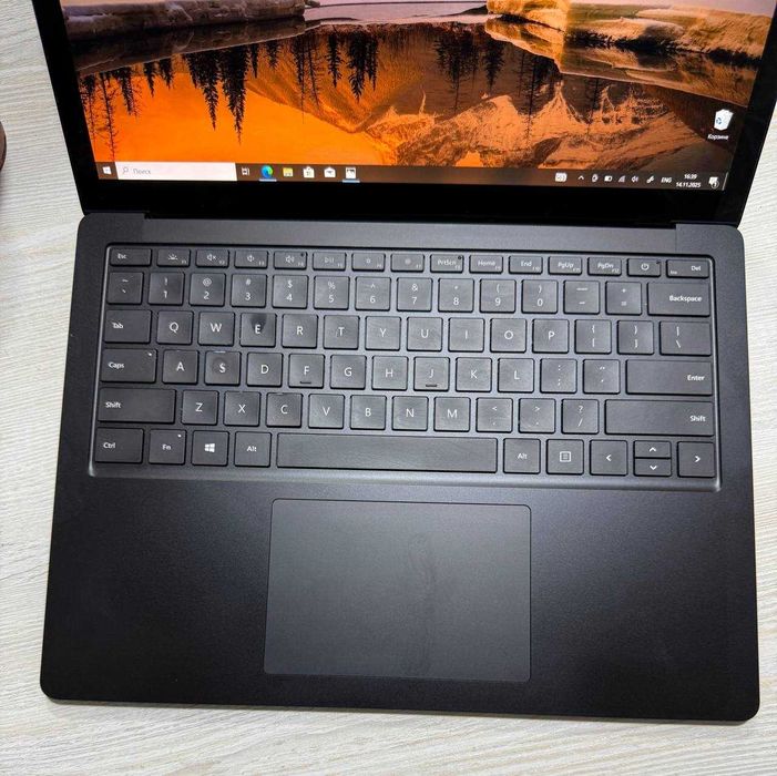 Surface Laptop 4 Black 13.5” 2,5K IPS I7-1185G7 сенсор 16GB/256GB NVMe
