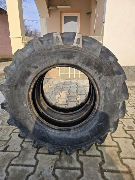 Vând anvelope OZKA 750/16.