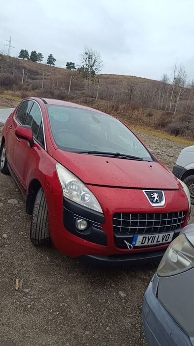 Vand peugeot 3008 cu volan pe dreapta ( defect )