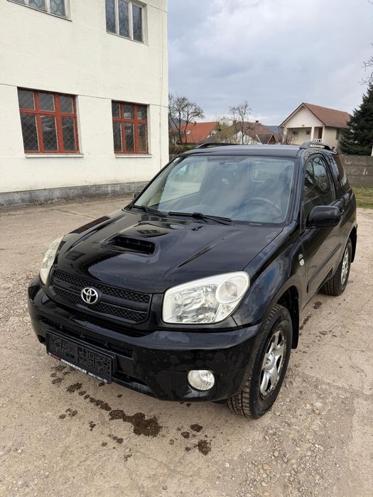 Toyota RAV-4  , 4x4  2004