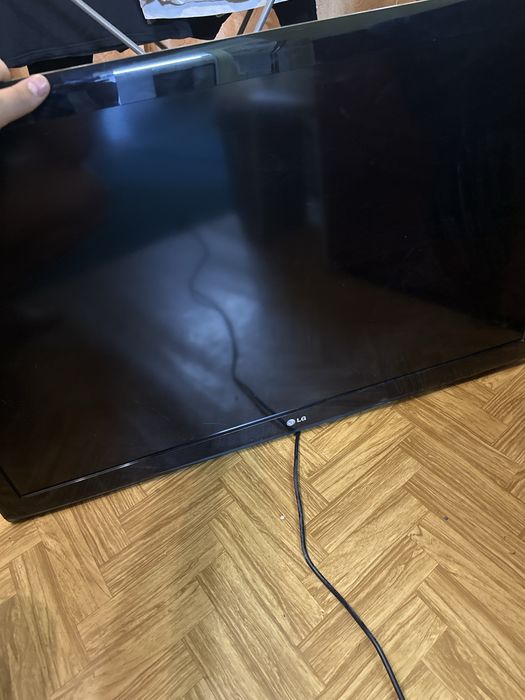 Телевизор LG 42LE4500