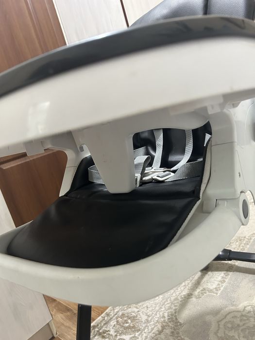 Детский столик для кормления