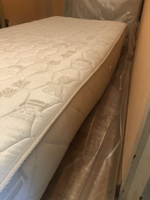 Подарявам 2 броя еднолицев матрак 190/82