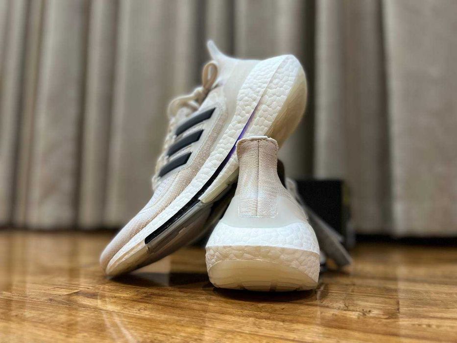 Adidas ULTRABOOST 21 женские беговые кроссовки РАЗМЕР 40,41,42