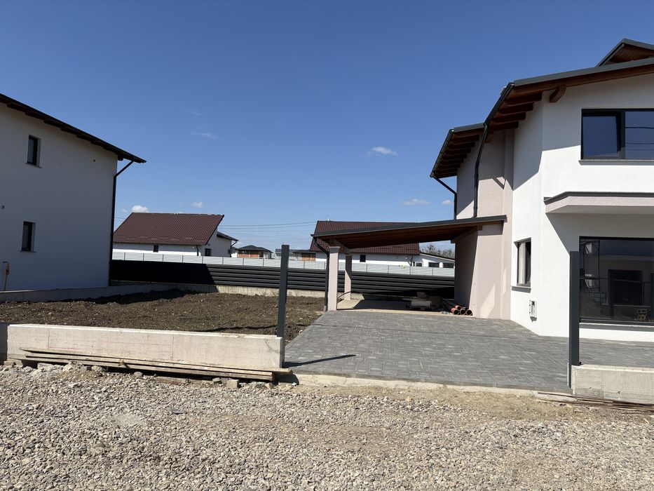 Casă nouă de vânzare | 150 mp utili | 400 mp teren | Scheia, Suceava
