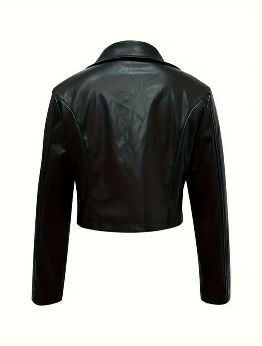 Модерно късо дамско яке тип байкър,за ежедневие и по-елегантна визия.