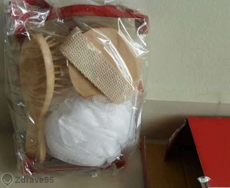 Несесер Баня Четка Масажор Гъба