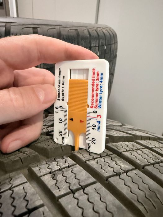 Зимние шины Goodyear
