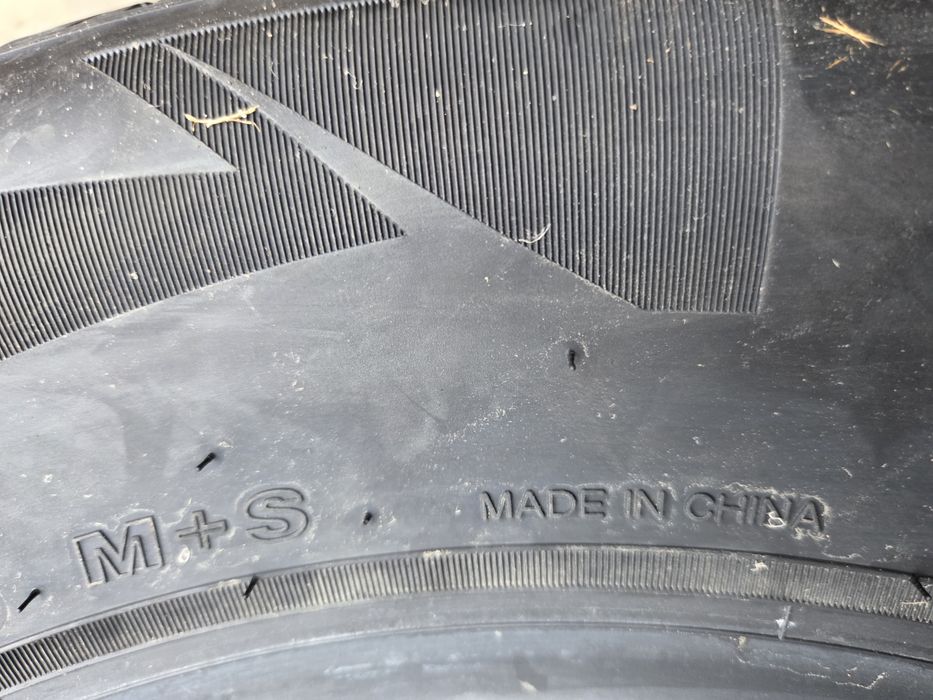 Pret Fix 1 buc Anvelopa Noua de Iarna cu defect 195 65 R15 M+S 91V