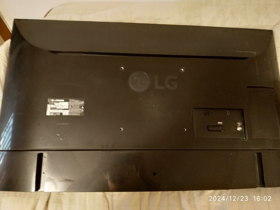 TV LG pentru piese