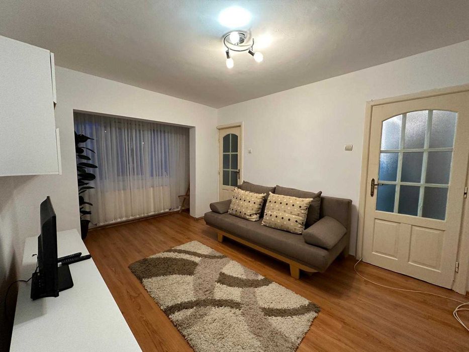 Proprietar, inchiriez apartament cu 1 camera