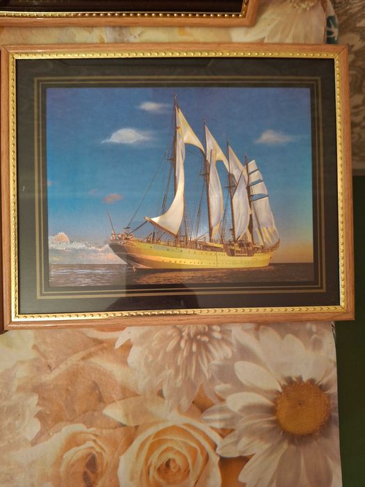 Картины в рамке новые