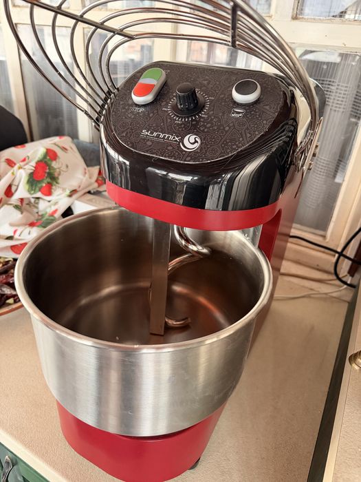 Sunmix Easy6 - rosso - спирална тестомесачка