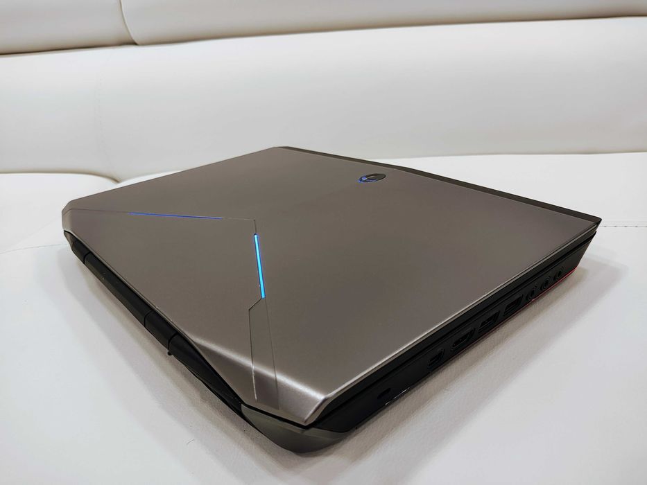 Laptop gaming ALIENWARE ,intel core i7- 3,7 ghz ,video 4 GB nvidia