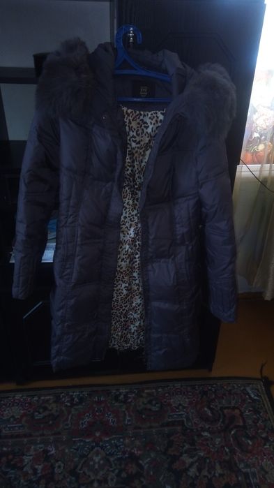 Пуховик в хорошем состоянии.