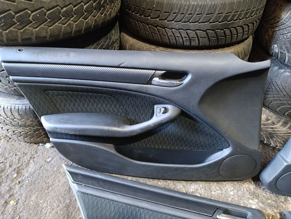 Обшивки дверей на BMW E46 из Германии
