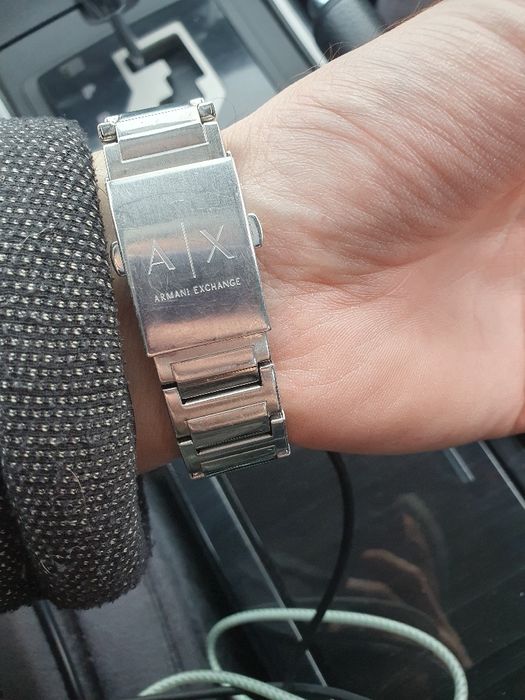 Часы Armani оригинальные продам