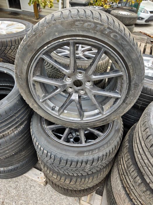 235/45/18 PIRELLI зимни гуми с джанти за Tesla model 3