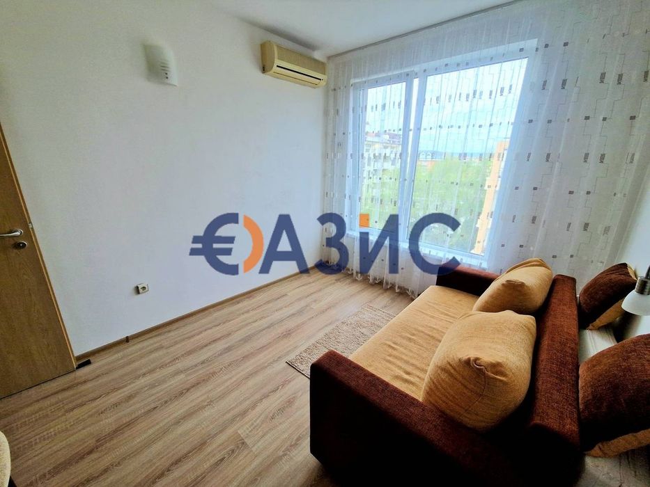 Продава се Двустаен апартамент в к.к. Слънчев бряг - 46 кв.м за 1348 €/кв.м - Снимка #8