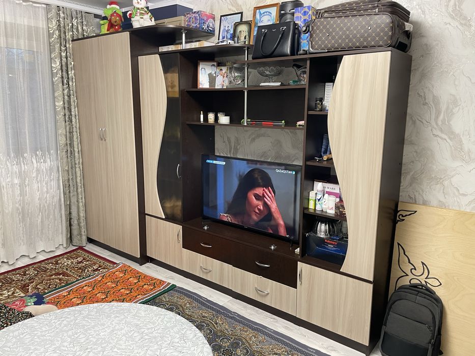 Продам стенку отличное состояние