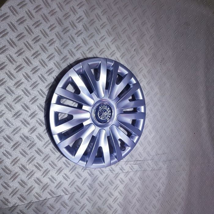 capace roti alfa romeo r16  la set de 4 buc,capace janata aliaj