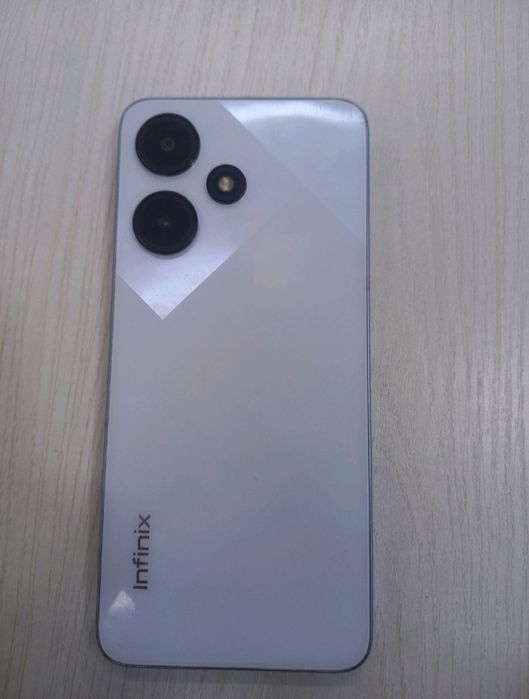 Infinix HOT 30i kafolati bor