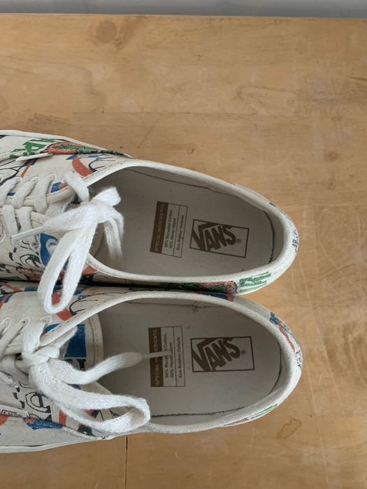 Маратонки Vans Unisex размер US8.5 EU41.0 почти нови