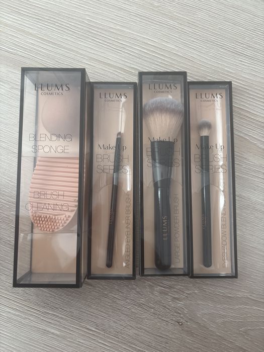 Комплект четки за грим Llums