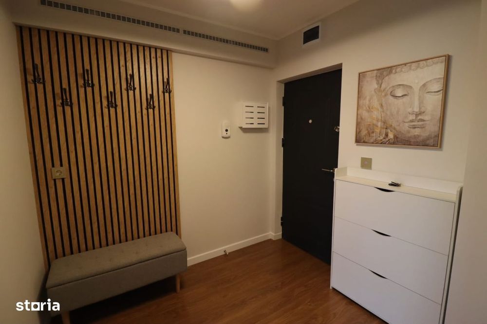 - Etaj 1 - Renovat 2025 -2 camere 53mp, zona Piata Mare.