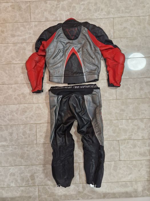 Costum motocicleta combinezon 2 piese Dainese