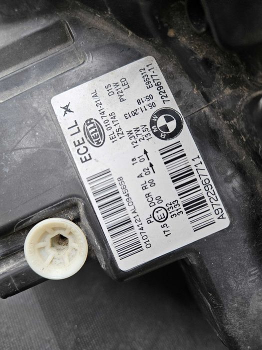Фар BMW 1 F20 Bi-Xenon LED Ляв / Фар БМВ 1 Ф20 / Фар BMW F 20