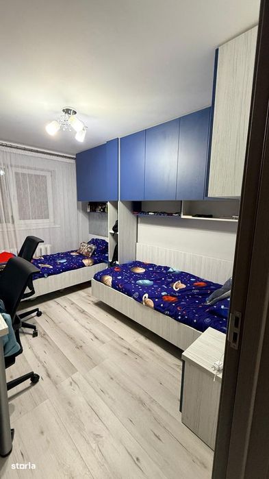 Apartament 4 camere Parcul Curcubeului , etaj 3 , renovat
