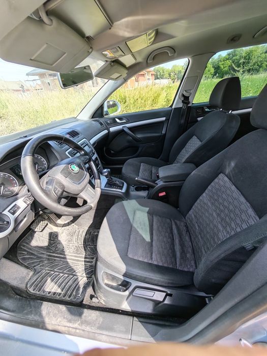 SKODA Octavia 2011 — imagine 3
