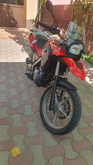 Vînd moto BMW 650G