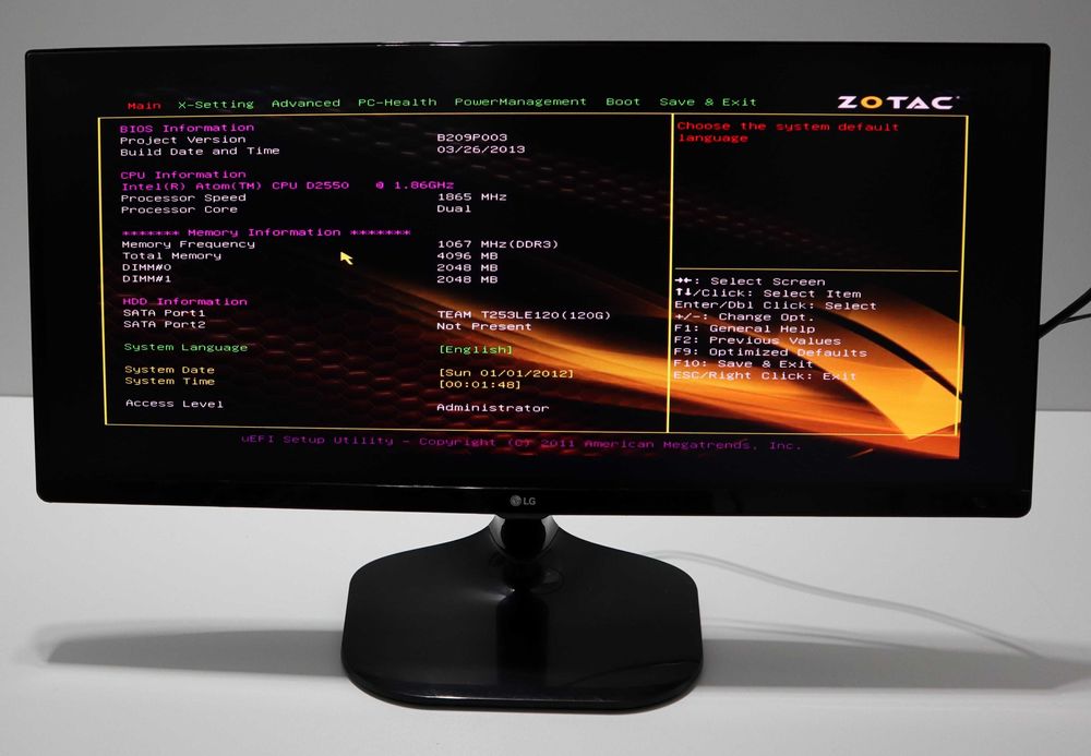 ZOTAC ZBOX ID86 Intel Atom D2550 dual-core 1.86 GHz 4GB of DDR3 RAM