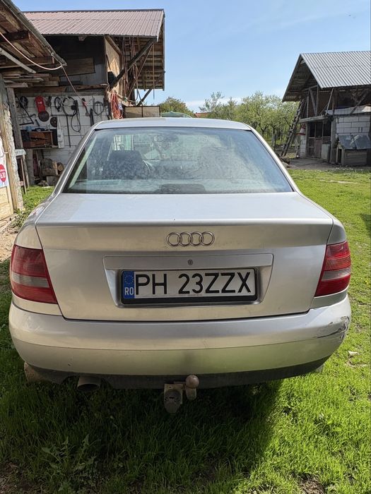 AUDI A4 0 — imagine 4