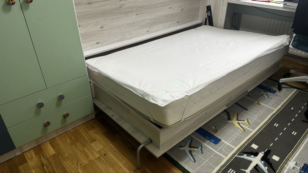 Pat rabatabil incastrat in mobila