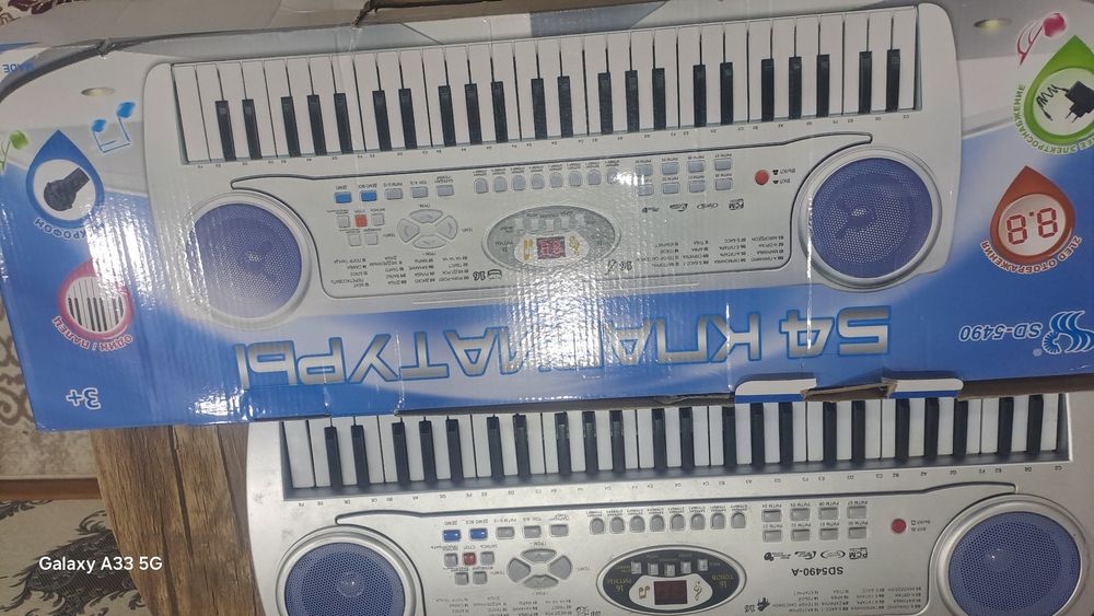 Продаётся пианино в отличном состояние