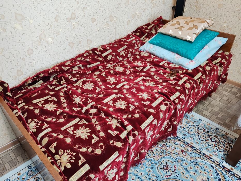 Кровать односпальная