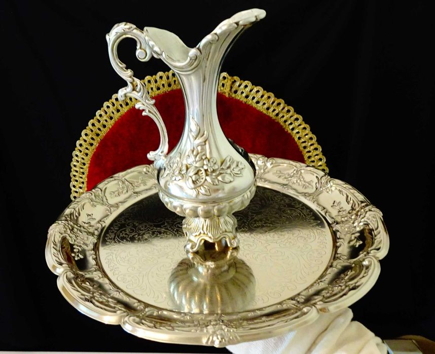 Италианска релефна кана от калай,барок