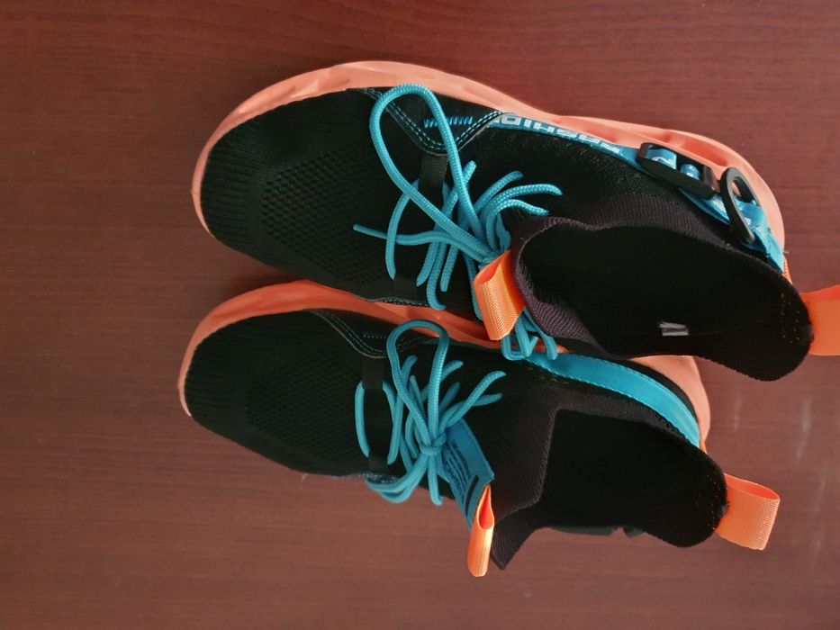 Pantofi sport,  ușori   mărimea 37