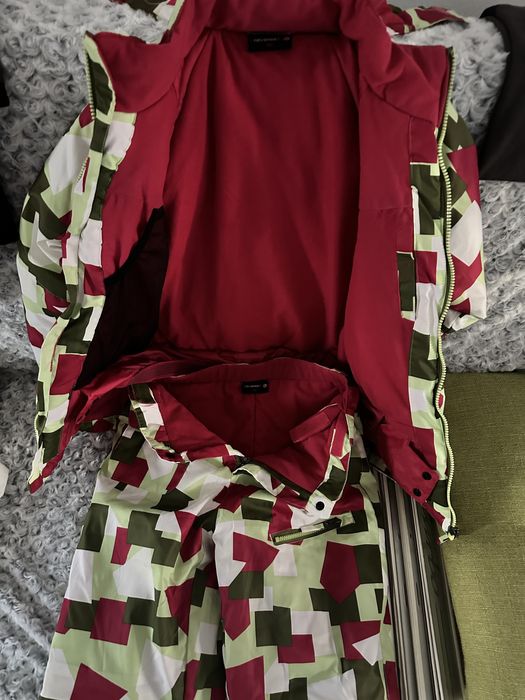 Geaca, pantaloni schi xs, S ,m si XL