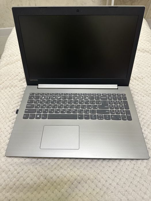 Lenovo IdeaPad 330-15AST