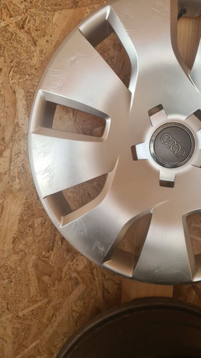 Capace roti audi pe16"