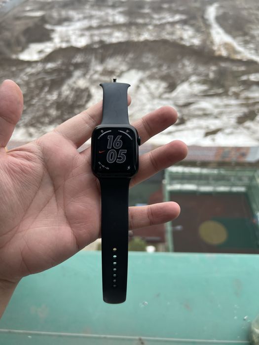 Iphone 13 и Apple Watch 8 series 45mm